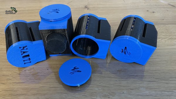 Nauti-aquaristic products ®Bacto Reef Balls Behälter klein (Farbe blau)(Magnet)